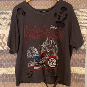 Distressed Graphic Boxy Crop T-Shirt